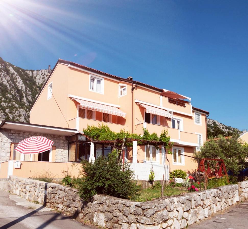 Apartman Ivana Grizane-Belgrad Exterior photo